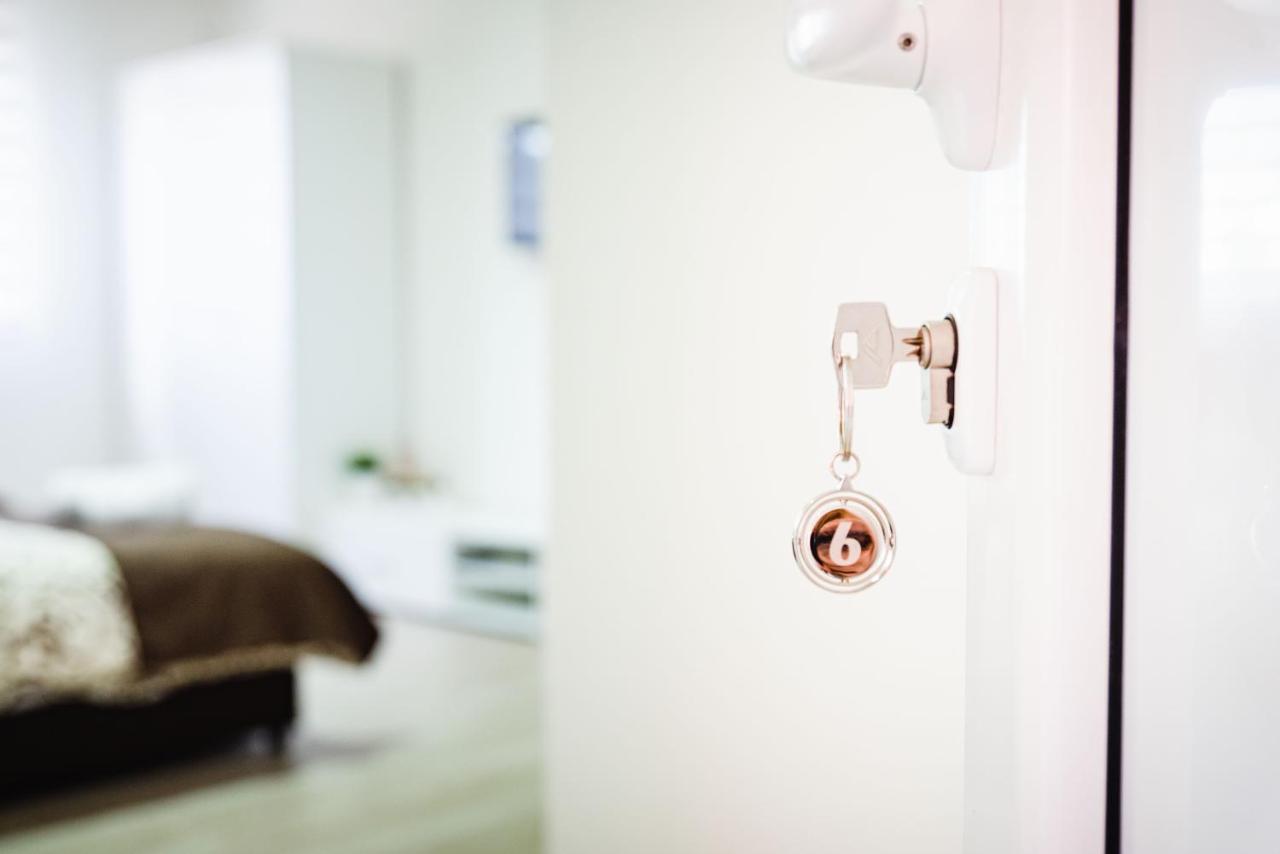 Apartmani Centar Lux New Zrenjanin Ngoại thất bức ảnh